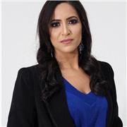 Professora de letras português com habilidade em alfabetização